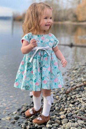 Chloe Dress Baby FREE Sewing Pattern | Vintage Little Lady